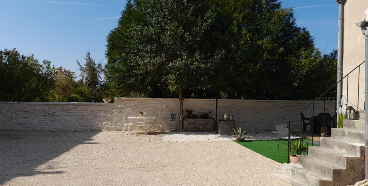 Gite Et Spa 21 Savigny-le-Sec Esterno foto